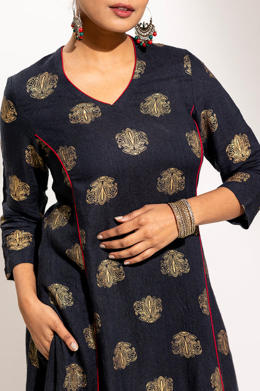 A Contrast Rayon Printed Kurta Set